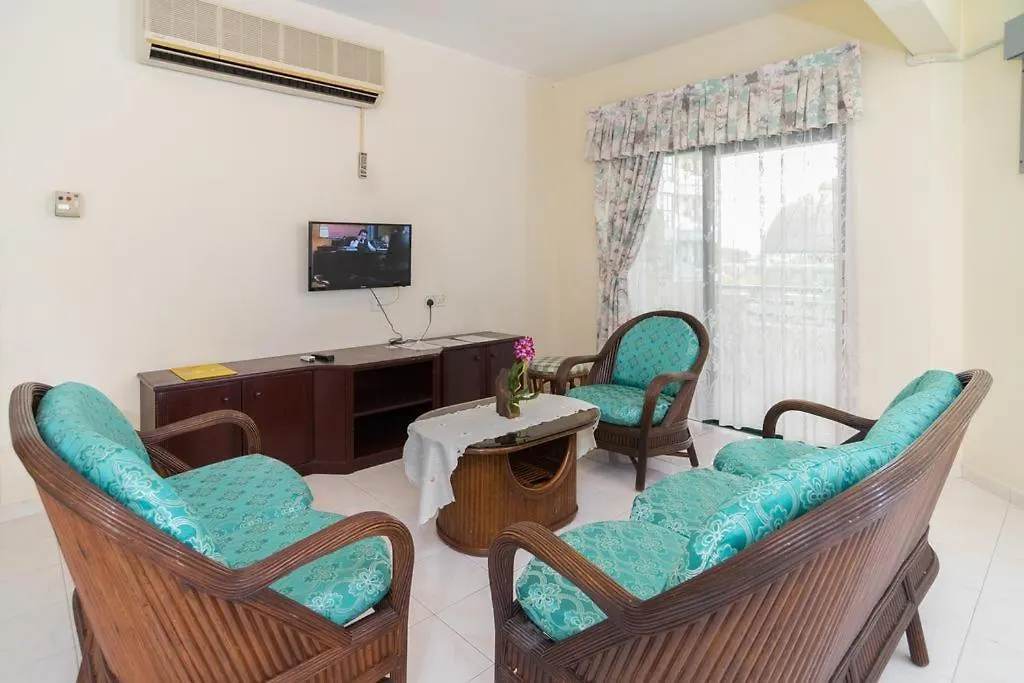 Hig Hotel Kuah 3*,