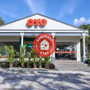 Oyo 89679 Dream Garden Ayer Hangat