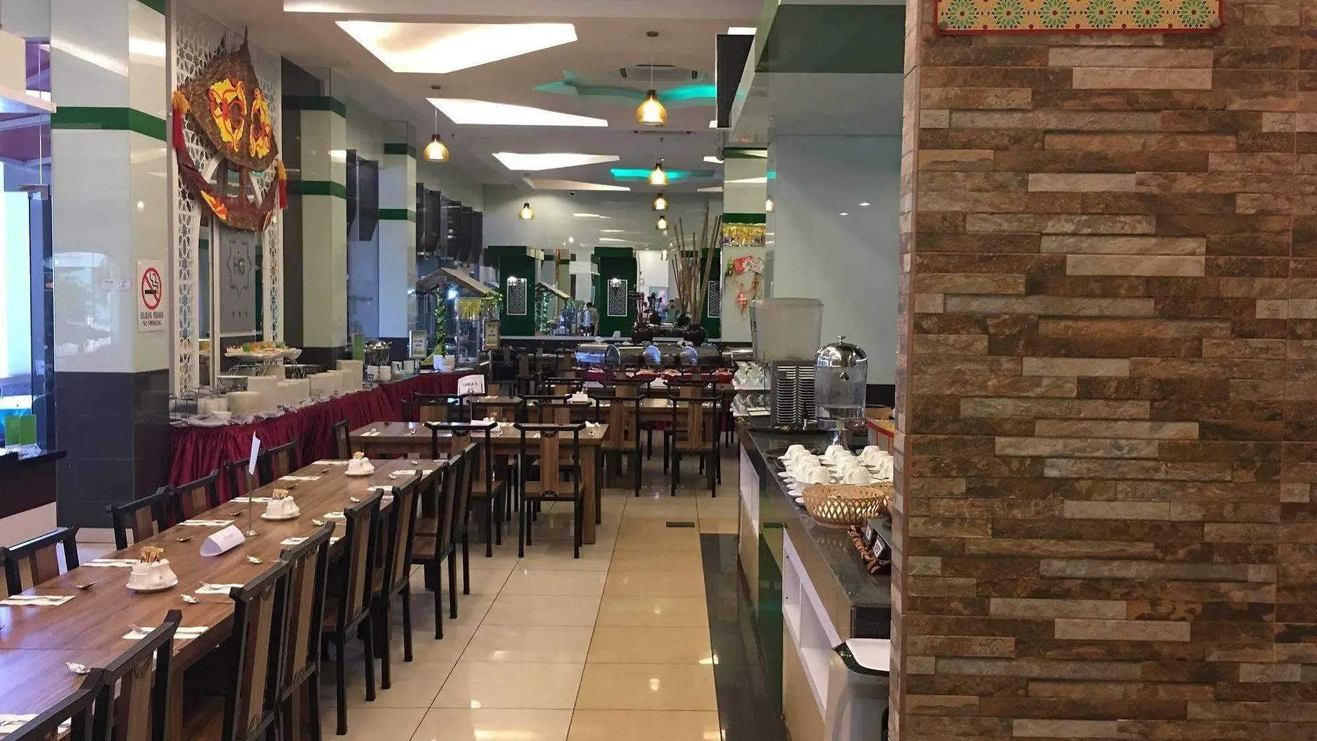 ***  Hig Hotel Kuah Malaysia